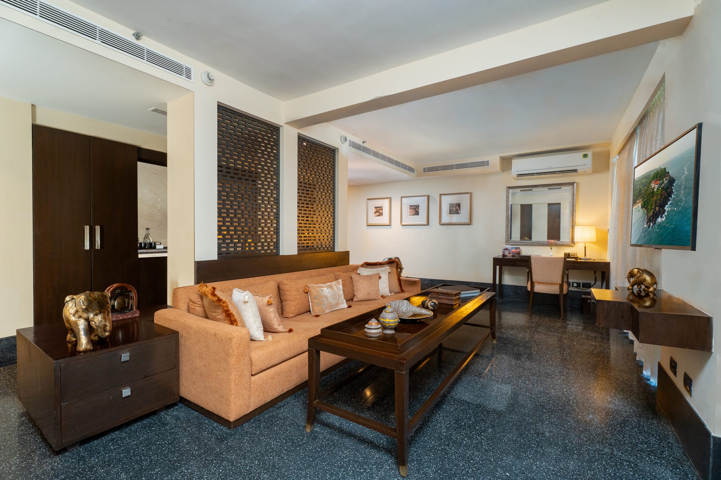 Leela Raviz Kovalam — resort grounds