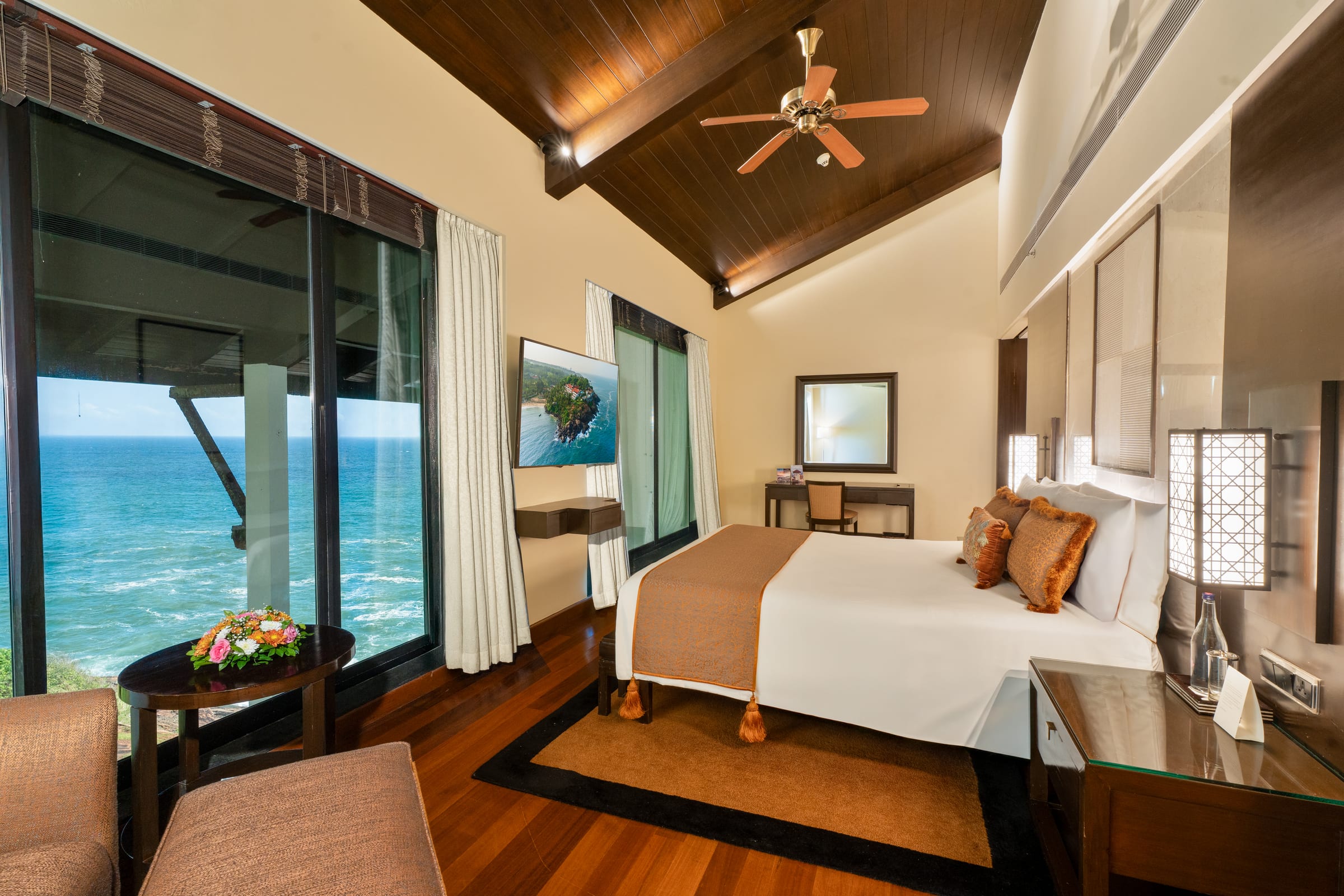 The Leela Raviz Kovalam